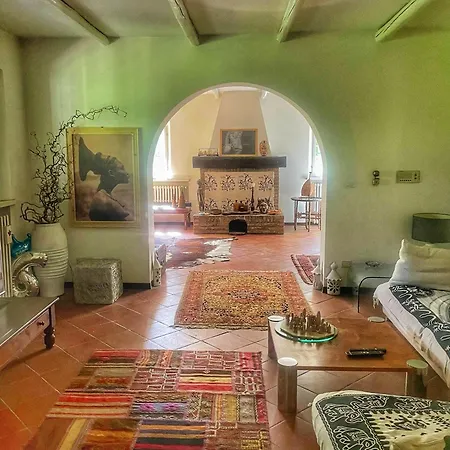 A Casa Di Maica