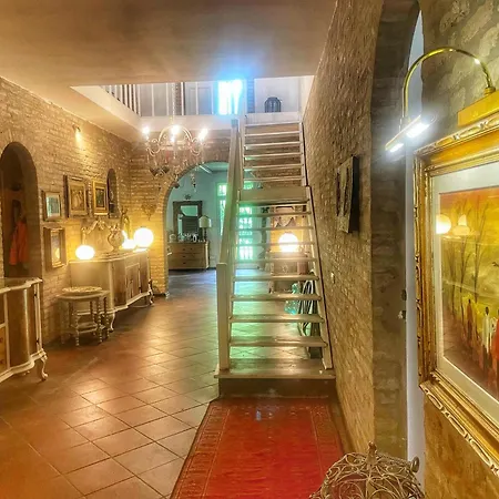 A Casa Di Maica Panzió Ferrara