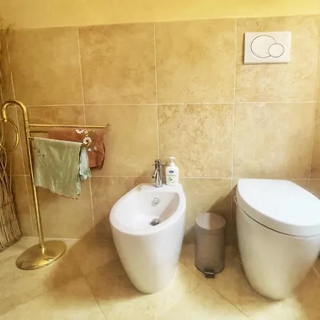 A Casa Di Maica Alojamento de Acomodação e Pequeno-almoço