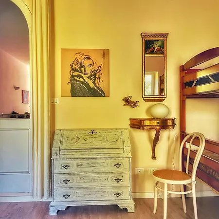 A Casa Di Maica فندق مبيت وإفطار